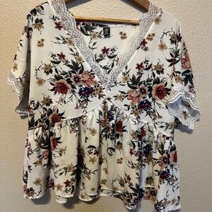 SHEIN Floral Lace Trim Blouse - Multicolor